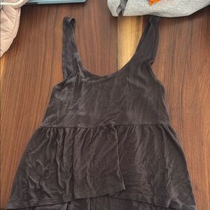 American Eagle Outfitters Gray Tiered Asymmetrical Tank Top